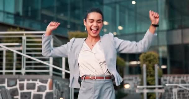 Bizneswoman Miasto Taniec Świętowaniu Sukces Osiągnięcia Poszukiwaniu Pracy Możliwości Lub — Wideo stockowe