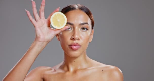 Mujer Limón Belleza Natural Con Dermatología Cítricos Para Vitamina Cuidado — Vídeo de stock