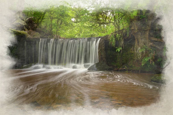 数码水彩画 具有长期的曝光效果 就像Kynpersley水库的一个小瀑布在幽静的绿树成荫 绿树成荫 蕨类和苔藓覆盖着岩石 — 图库照片