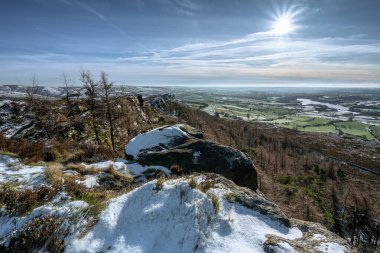 Kırsal bir Peak İlçe Ulusal Parkı kış manzarası. Hamamböcekleri filmindeki Hen Bulutu 'nun panoramik görüntüsü.