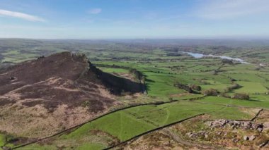 Peak District Ulusal Parkı 'nın insansız hava aracı görüntüleri, Staffordshire, İngiltere, İngiltere.