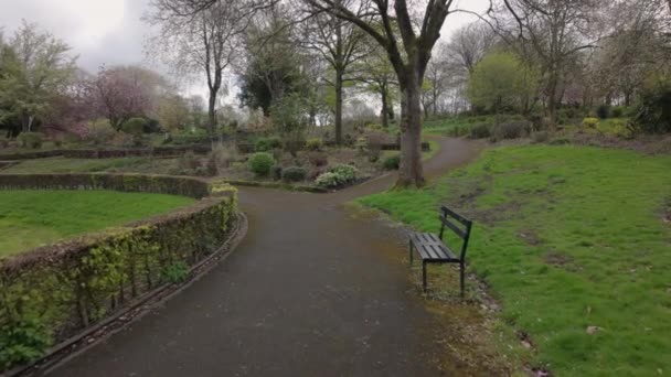 Съемка Точки Зрения Прогулки Парку Фентон Сток Трент Стаффордшир Англия — стоковое видео