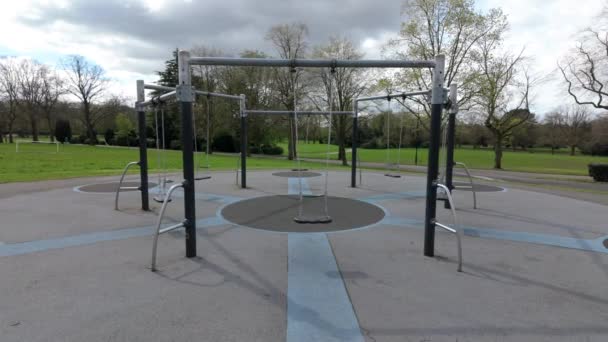 Empty Swing Swinging Play Area Longton Park Stoke Trent — Stock Video