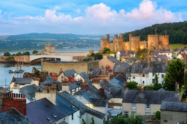 Lihat Lebih Dari Atap Bersejarah Conwy Old Kota Kastil Conwy — Stok Foto