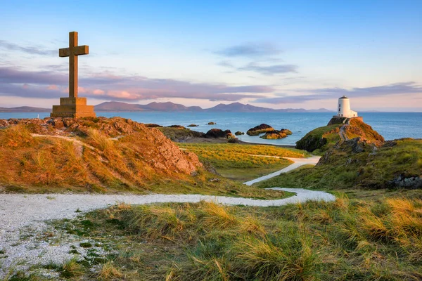 Mercusuar Twr Mawr Dan Salib Dwynwen Landmark Ikonik Pulau Anglesey — Stok Foto