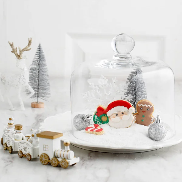 Weihnachtsmann Zuckerplätzchen Weißer Dezember Konzeptfest Kopieren Sie Platz Für Text — Stockfoto