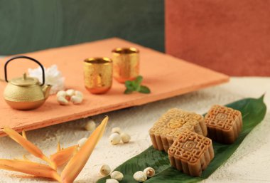 Sonbahar Festivali için Çikolata Meydanı Ay Pastası 