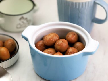 Jangjorim, Kore Bıldırcın Yumurta Tabağı (Banchan), Soya soslu Bıldırcın Yumurtası