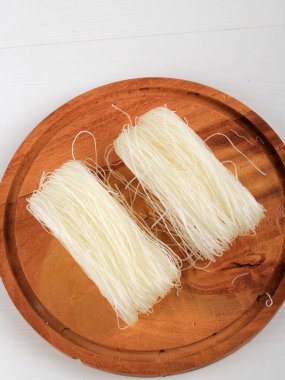 Raw Glass Rice noodles, Raw Vermicelli Noodles in Kitchen Ready to Cook.