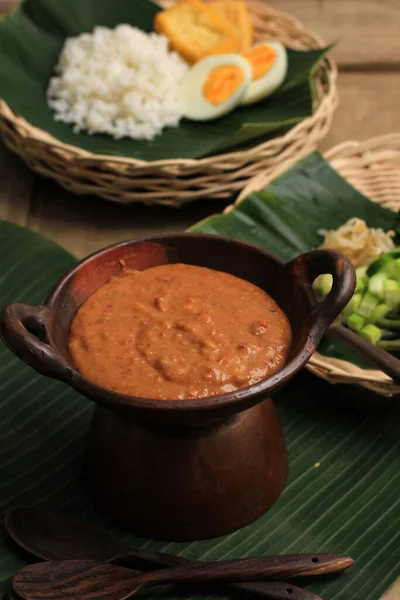 Sambel Pecel Spicy Peanut Sauce Salsa Aderezo Tradicional Indonesia — Foto de Stock