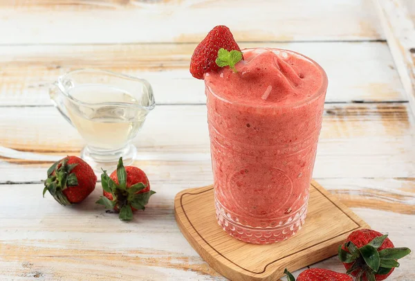 Frischer Erdbeersaft Konzept Sommer Gesundes Getränk Slush — Stockfoto