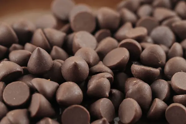 Cokelat Morsels Penyebaran Untuk Latar Belakang Makanan Frame Lengkap Chocolate — Stok Foto