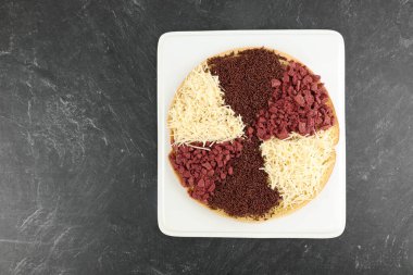 Martabak Manis, ASian Honeycomb Pancake ve Çeşitli Üst Düzey, Kopya Boşluğu ile Üst Görünüm 