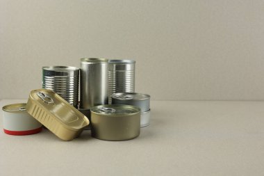 Çeşitli Teneke Kutu Yiyecek Depolama ve Paylaşım için Korunmuş, Metin için Alan Kopyala 