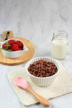 Beyaz Kasede Pirinç Çıtır Çikolata, Metin İçin Boşluğu Kopyala 