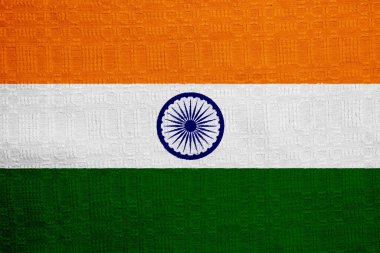 Dokulu bir arkaplanda Hindistan Cumhuriyetinin bayrağı var. Kavram kolajı.