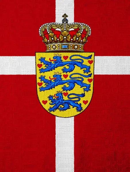 Flagge Und Wappen Dänemarks Auf Strukturiertem Hintergrund Konzeptcollage — Stockfoto