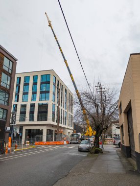 Portland, ABD - 01.31.2024: Portland 'da bir apartman inşaatı.