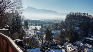 Avusturya, Salzburg 'daki Untersberg dağının manzarası. Alpler.