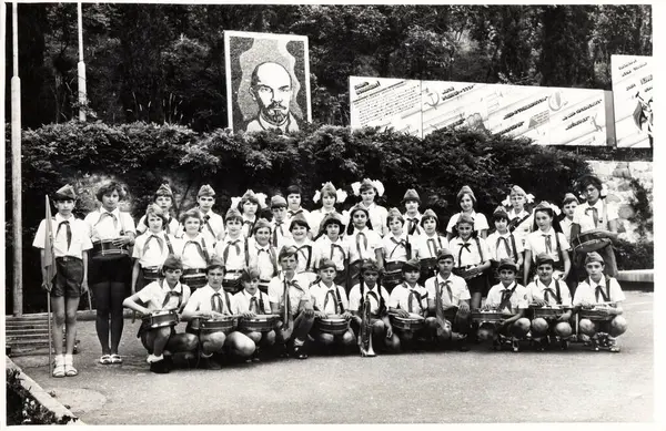 stock image Gurzuf, Crimea, USSR - 05.09.1977: group photo of the pioneer drummer corps in the Artek camp