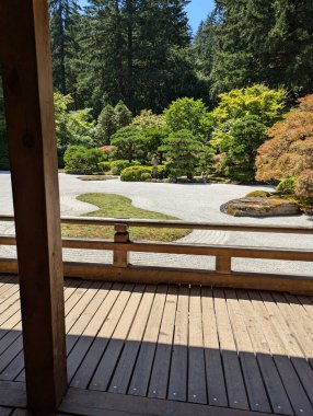 Portland Japon Bahçesi Portland, Oregon, ABD 'de geleneksel bir Japon bahçesidir..