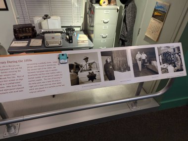 Las Vegas, Nevada, ABD - 08.04.2024: Ulusal Atom Test Müzesi. Müze sergileri.