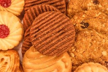 Farklı tatlı ve lezzetli kurabiyelerin aşırı yakın plan görüntüleri