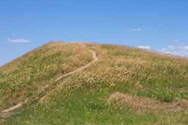 Ukrayna bozkırındaki Antik Kurgan ulusal doğa rezervi 