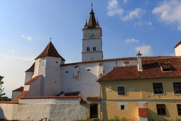 Pohled Historickou Kostelní Pevnost Městě Hrman Transylvánie Rumunsko — Stock fotografie