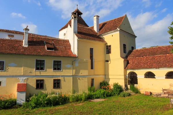Das Gelbe Gebäude Ist Teil Der Historischen Kirche Festung Der — Stockfoto
