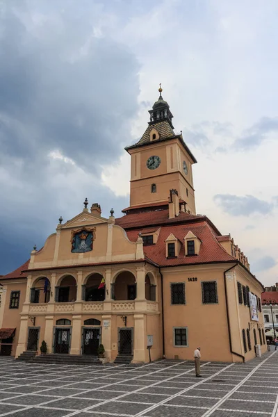 Vista Del Ayuntamiento Ciudad Brasov Transilvania Rumanía —  Fotos de Stock