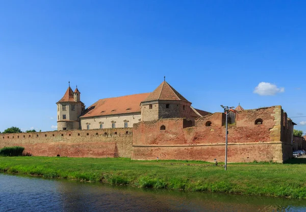 Stock image A view of the incredible historical Fagaras Fortress on a sunny day. Transylvania. Romania