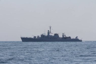 Ukrayna Deniz Kuvvetleri 'ne ait bir askeri gemi Odesa şehrinde bir askeri geçit töreninde. Ukrayna. 24 Ağustos 2021