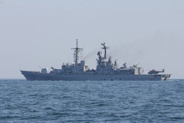 Ukrayna Deniz Kuvvetleri 'ne ait bir askeri gemi Odesa şehrinde bir askeri geçit töreninde. Ukrayna. 24 Ağustos 2021