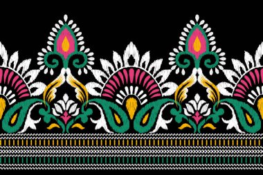 Siyah arka plana Ikat desenli desenli işleme.Etnik oryantal desen geleneği. Doku, kumaş, giysi, ambalaj, dekorasyon, sarong, baskı için soyut vektör çizimi.