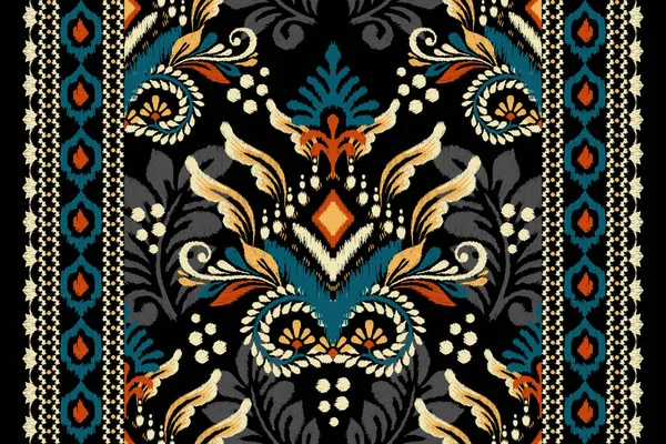 黒の背景にイカットの花のペイズリー刺繍 イカットの民族的な東洋のパターンの伝統 アステカスタイル抽象的なベクトルのイラスト — ストックベクタ