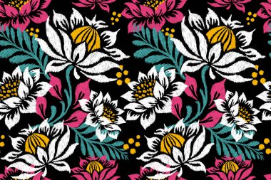 Siyah arka plana Ikat çiçekli desenli nakış. Etnik doğuya özgü dikişsiz desen geleneği. Doku, kumaş, giysi, ambalaj, dekorasyon için tasarım..