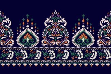 Siyah arkaplana Ikat desenli desenli işleme.Etnik oryantal desen geleneği. Doku, kumaş, giysi, ambalaj, dekorasyon, sarong, eşarp için soyut vektör çizimi.