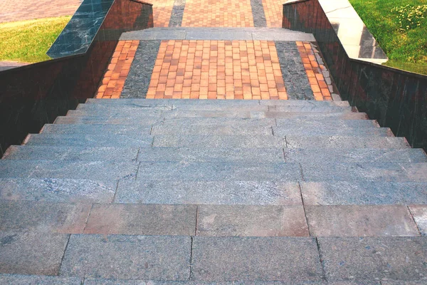 Passos Betão Escadas Granito Conceito Descida Terminando Uma Carreira — Fotografia de Stock