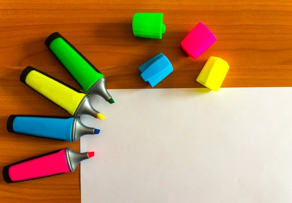 Colored markers. Highlighters. Felt-tip pens. marker pen set