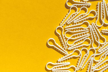 Detaylı sarı arka plan. Sarılık, xanthous, beyaz nesneli doku. Boşluğu kopyala