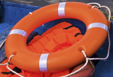 Turuncu can simidi. Boğulma Kurtarma. Boğulma kavramı.