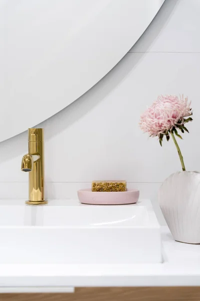 Close Golden Tap Bathroom Washbasin Elegant Cute Decorations Soap — Stock Photo, Image