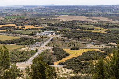 Barbastro 'daki Pueyo Manastırı' ndan görüntü, Huesca, İspanya, Margot Lascorz
