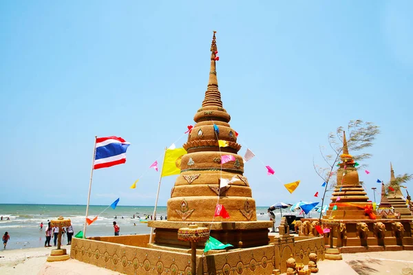 Piaskowa Pagoda Ściana Songkran Festiwal Reprezentuje Aby Wziąć Resztki Piasku — Zdjęcie stockowe