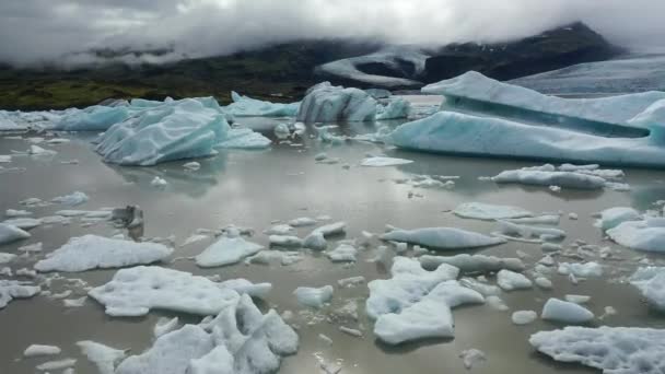 Zlanda Buz Çevresi Donmuş Bloklu Göl Turistik Alan Çok Soğuk — Stok video