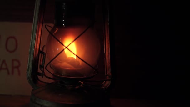 Kerosene Lamp Inscription Cardboard War Waiting Peace — Vídeo de stock