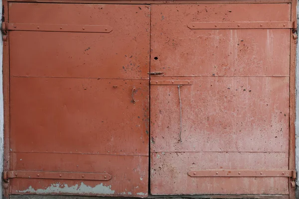 金属背景 铁锈质地 旧铁质 腐蚀从水 在板材上 生锈和氧化的背景 旧铁门 — 图库照片