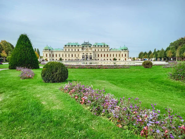 Дворец Бельведер Вена Австрия — стоковое фото