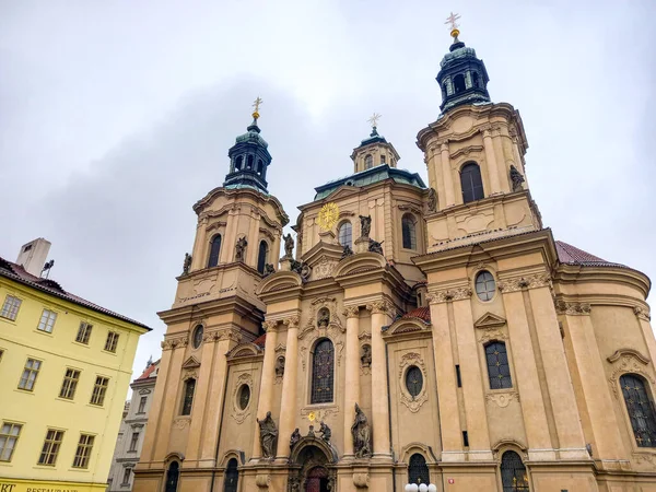 Navidad Praga Iglesia San Nicolás — Foto de Stock
